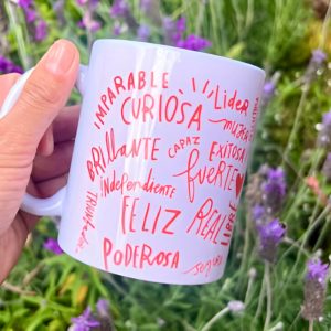 Taza mujer poderosa